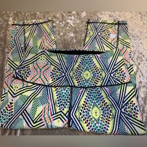 Victoria's Secret VSX CROP Pant - Medium - NEW!